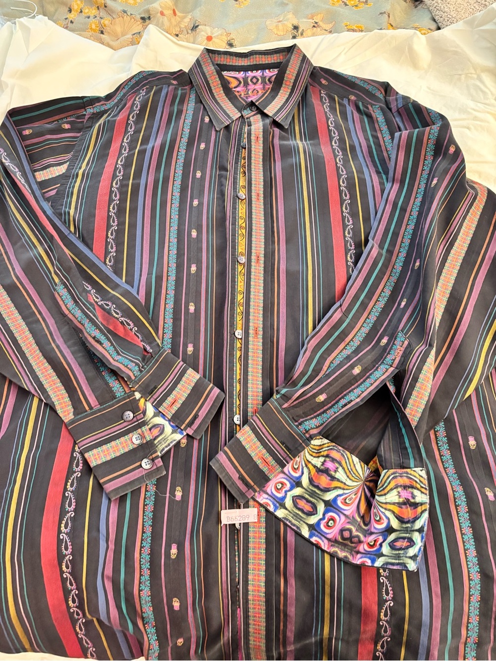 Robert GrahamMen's Multi-Color Striped Button-Up Shirt 2xlB